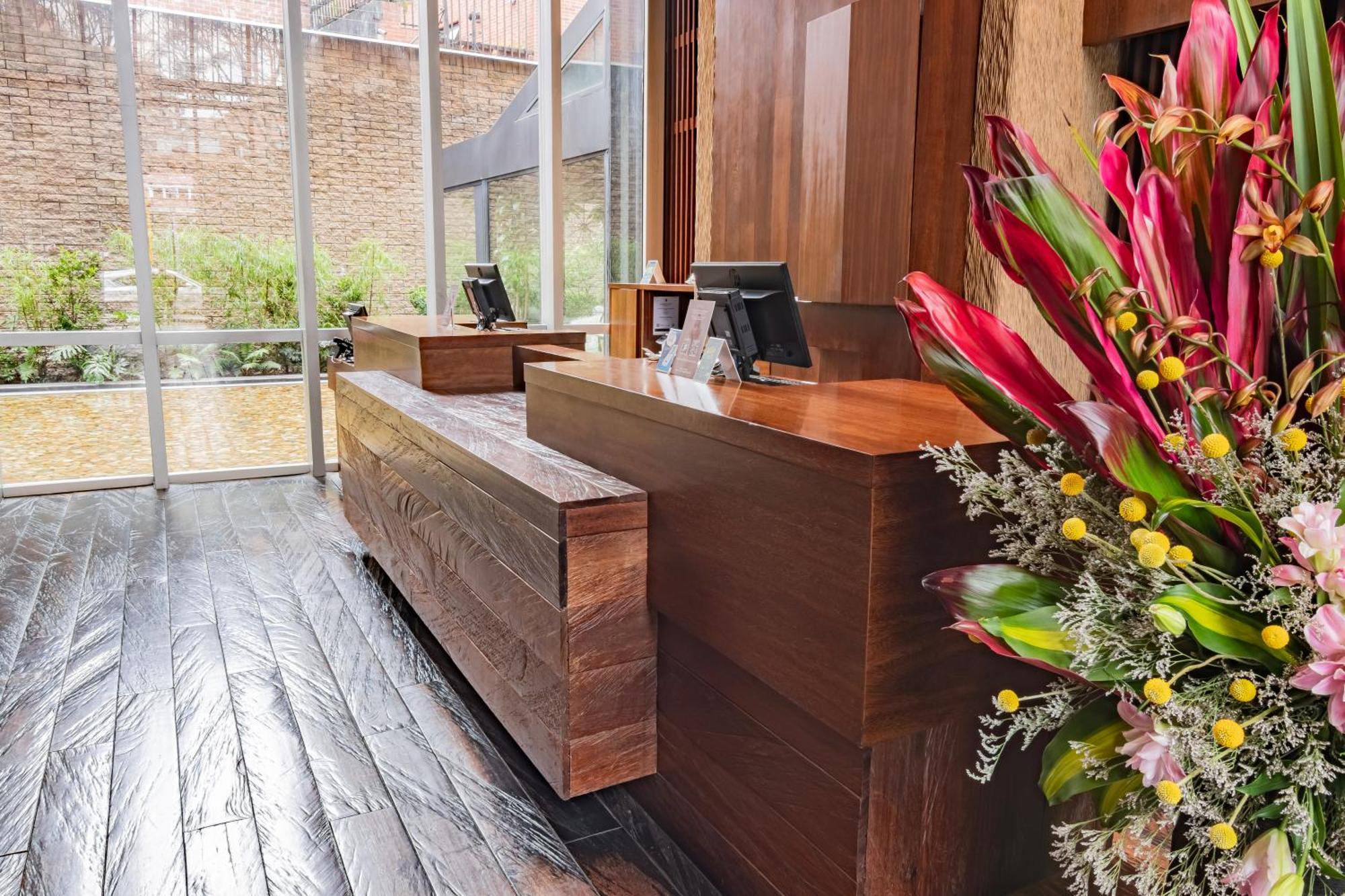 Ghl Bioxury Hotel Bogotá Exterior foto Reception desk at the National Museum of the Philippines